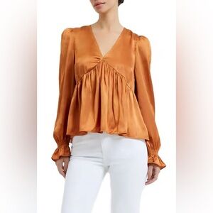 NWOT FRENCH CONNECTION Inu Long Sleeve Satin Blouse - Honey Bronze Size XS